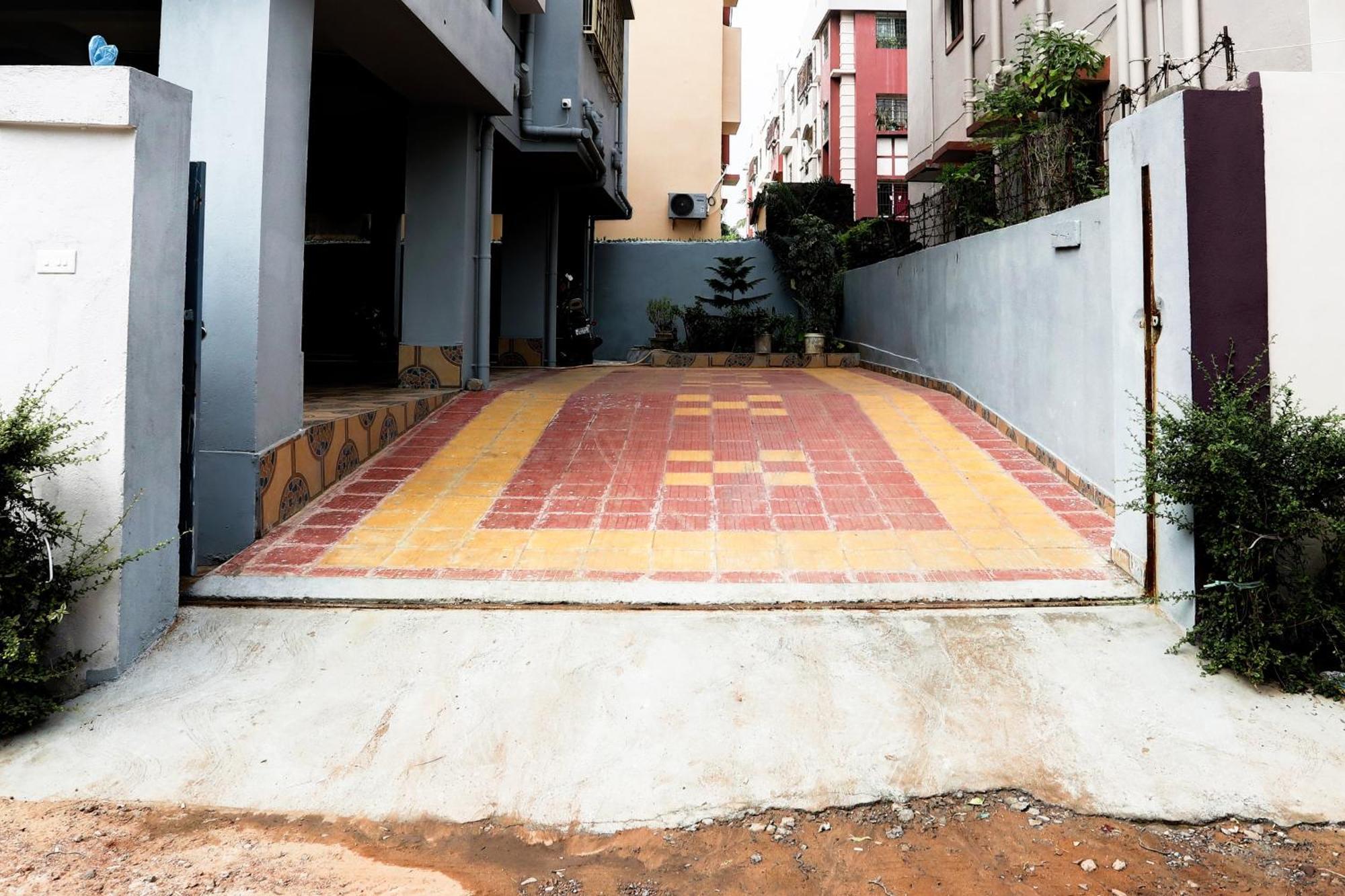 Hotel O Casa Midland Bhubaneswar Exterior photo