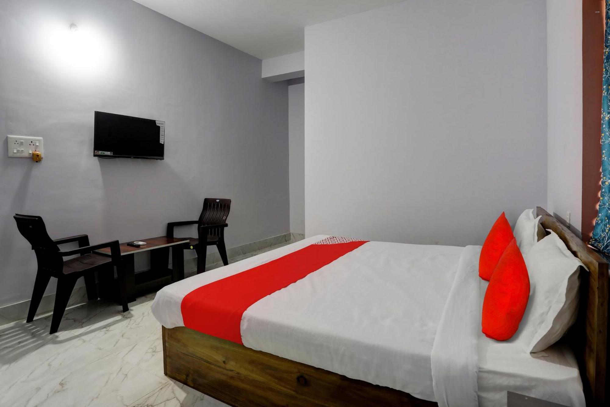Hotel O Casa Midland Bhubaneswar Exterior photo