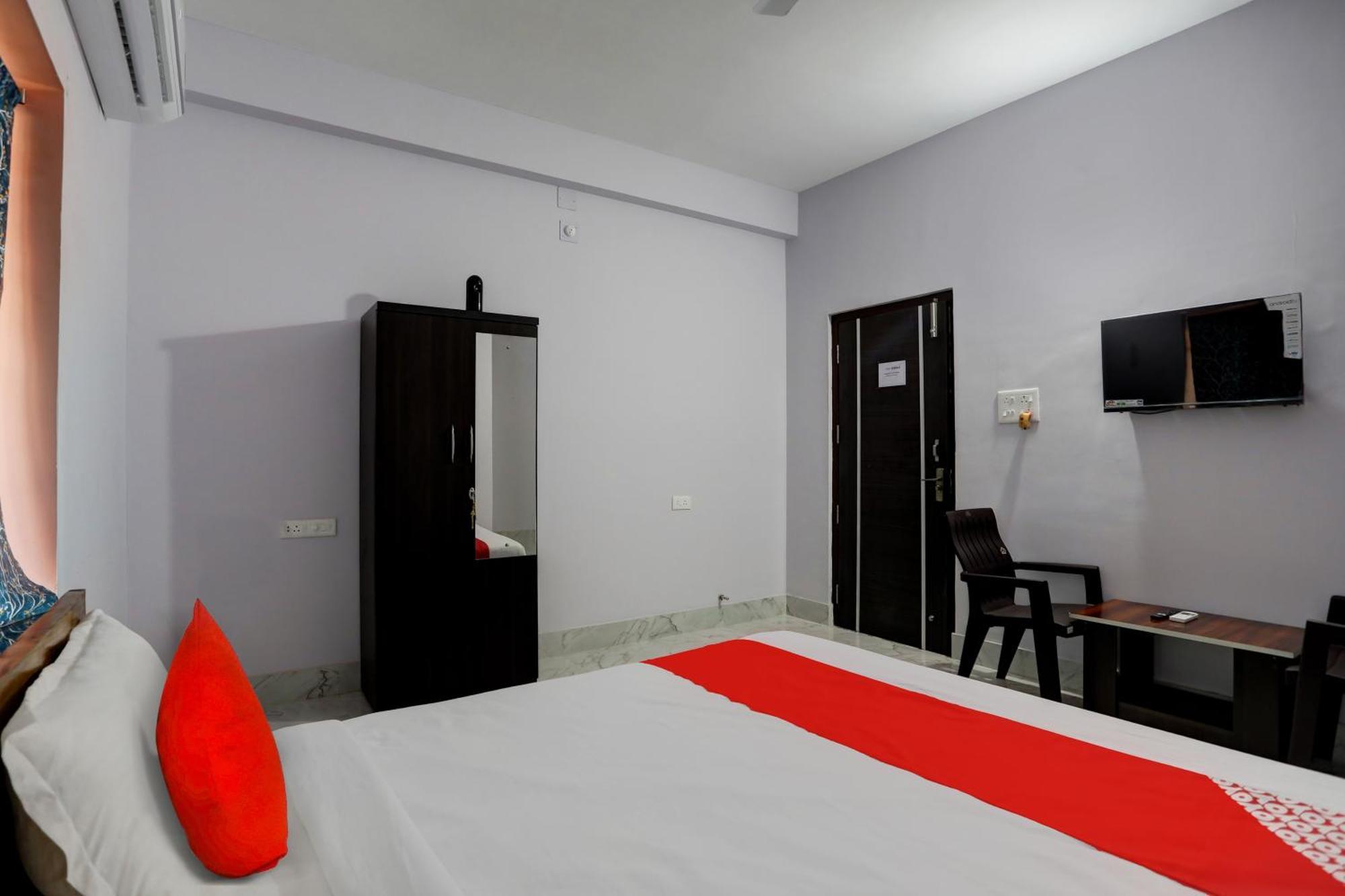 Hotel O Casa Midland Bhubaneswar Exterior photo